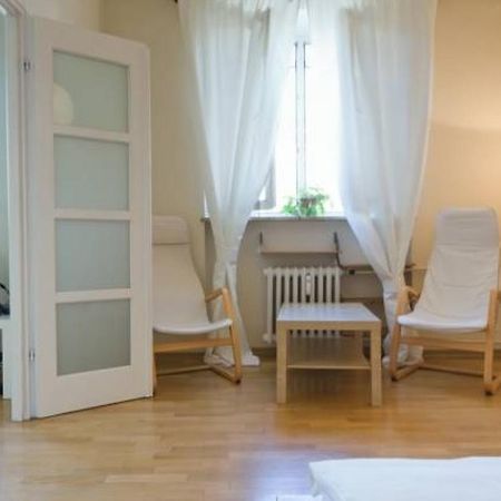 Goodnight Warsaw Apartments - Wspolna 69 Luaran gambar